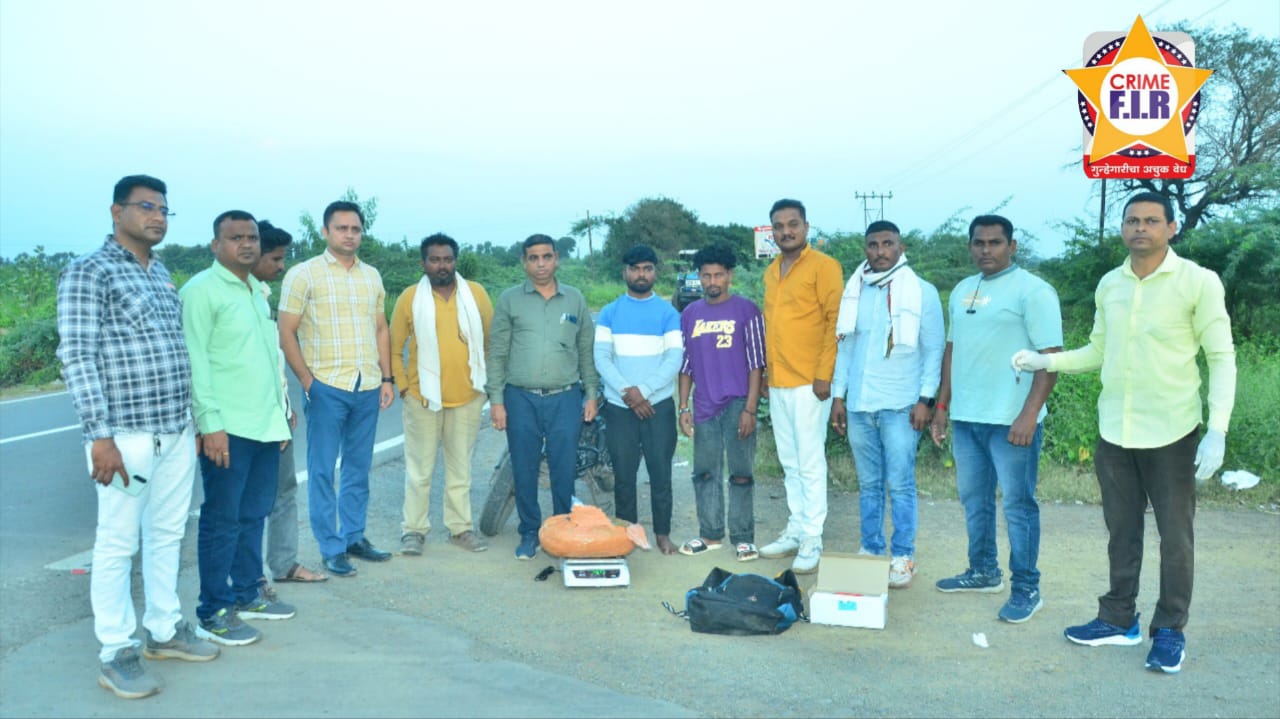 बेकायदेशीररित्या अंमली पदार्थ विक्री करण्याचे उद्देशाने वाहतुक करणाऱ्यांवर स्थानिक गुन्हे शाखेची कारवाई..!