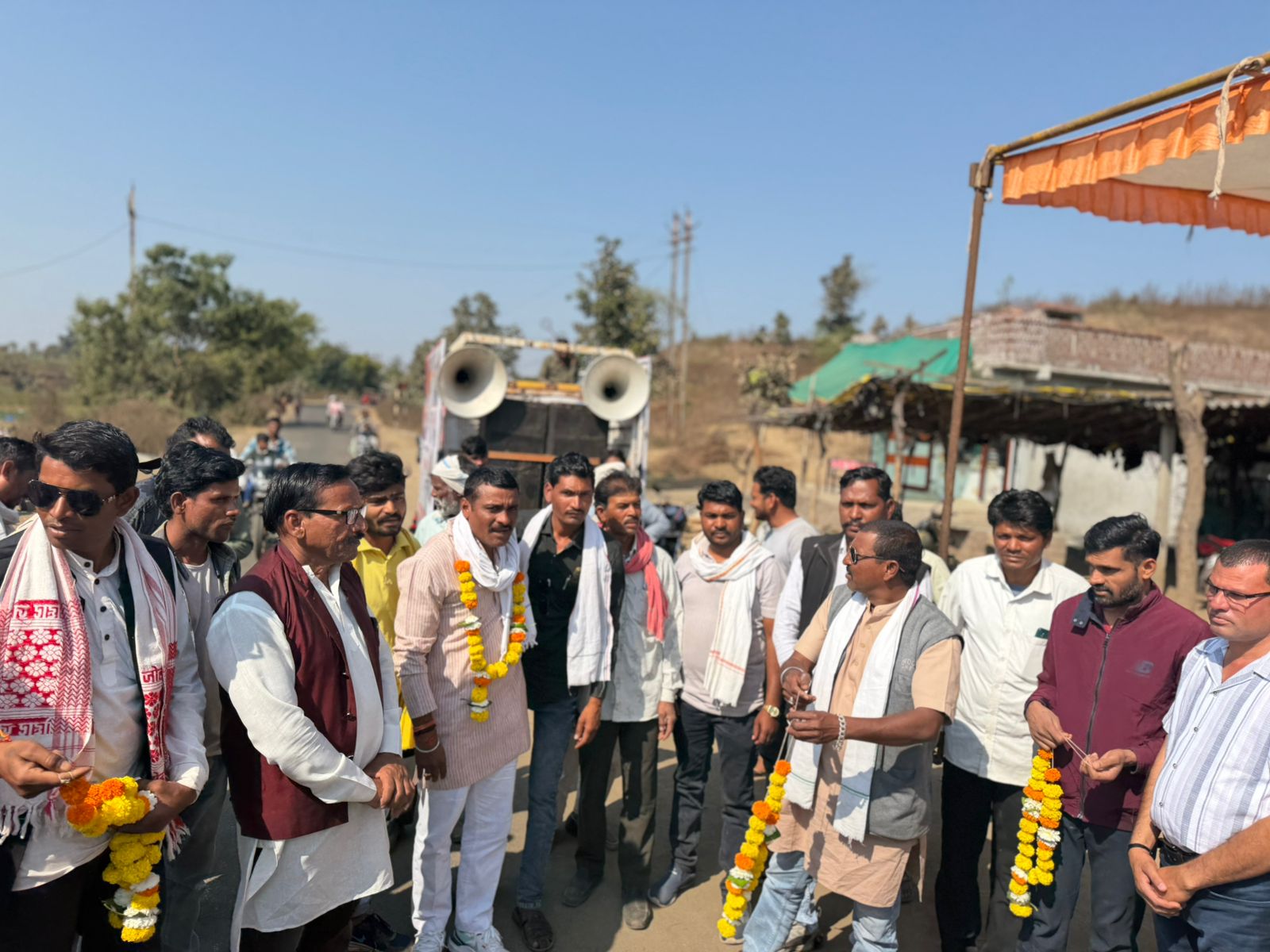 बड़वानी–सेंधवा से किसान जन आंदोलन यात्रा रवाना, अंबेडकर प्रतिमा पर माल्यार्पण…..