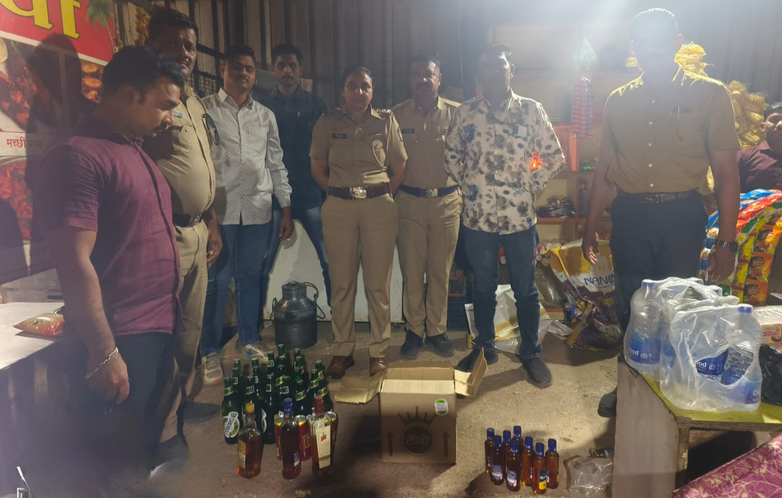 धुळे जिल्हा पोलिसांची अचानक विशेष मोहिम; असामाजिक घटकांवर मोठी कारवाई….